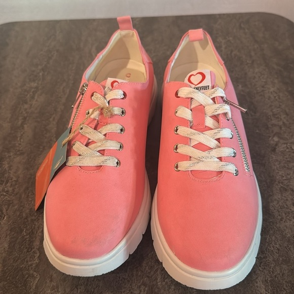 Heavenly Feet Heavenly Feet Womens Zip Lace Trainer - Pink. Size US 10 - Picture 4 of 7